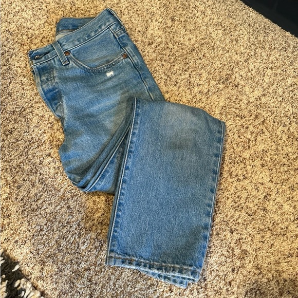 ⛔️SOLD⛔️Levi’s 501 high waisted jeans size 25 - Picture 2 of 3
